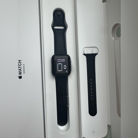 Apple Watch Series 3 SE 38mm Black - Picture 1 of 5